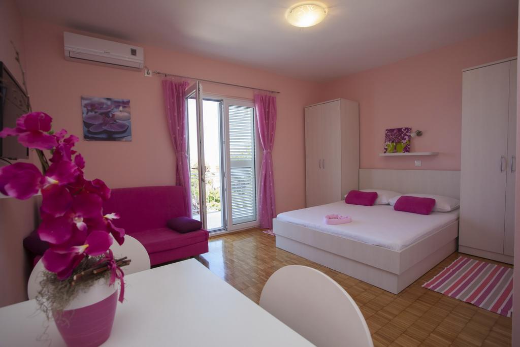 Villa Neda Makarska Room photo
