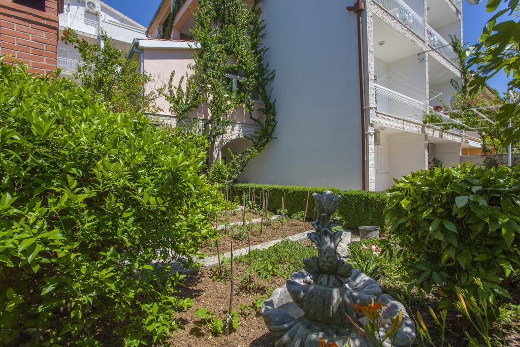 Villa Neda Makarska Exterior photo