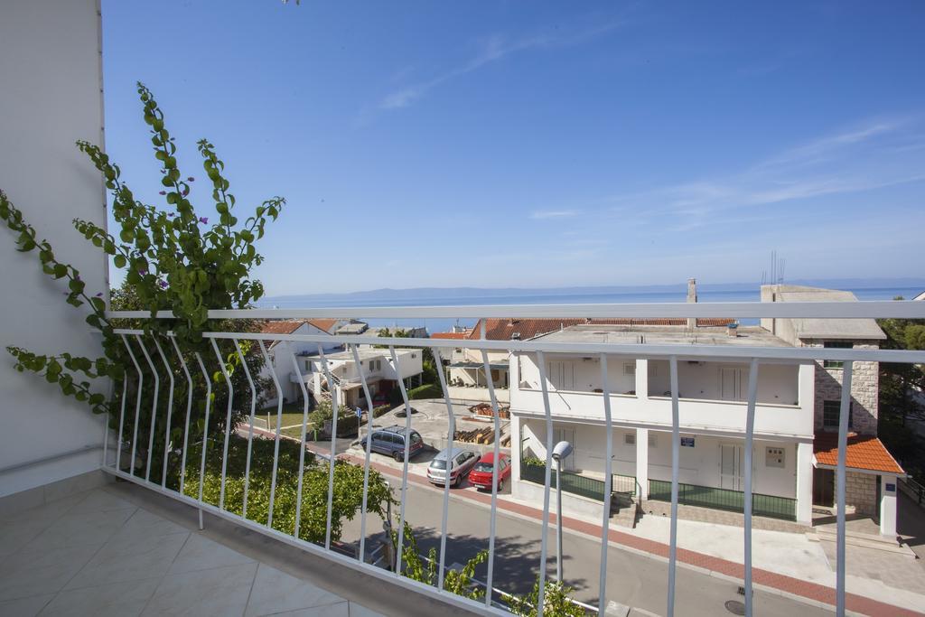 Villa Neda Makarska Exterior photo